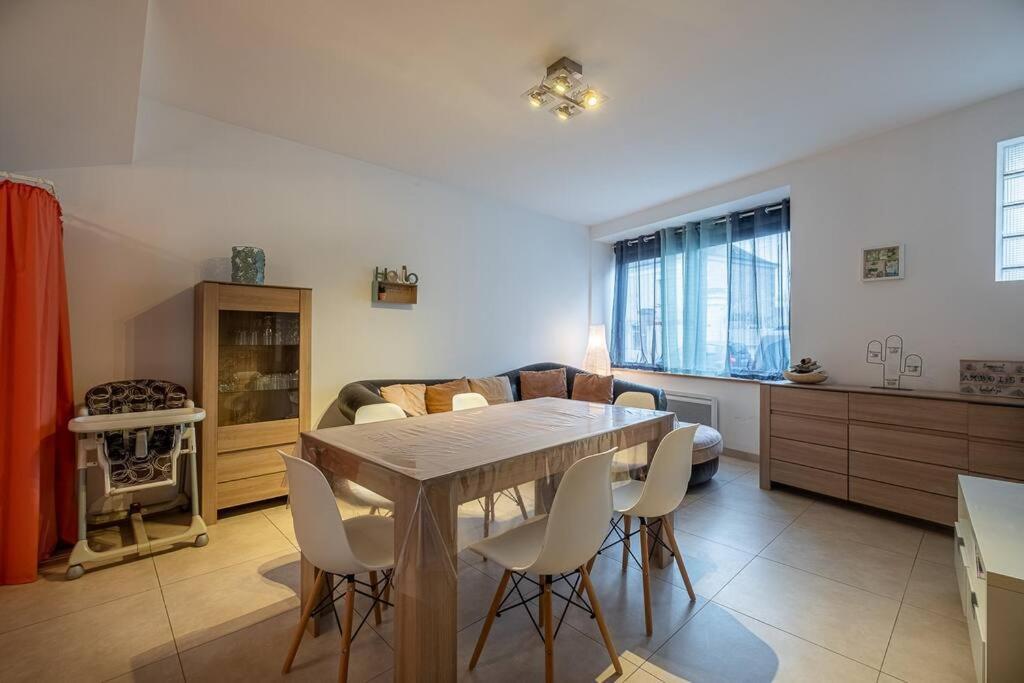 Le Dauphin Apartment Amboise Luaran gambar